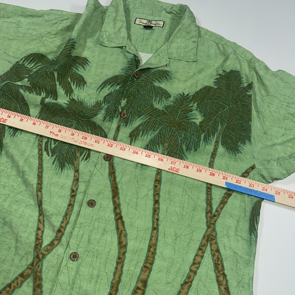 Tommy Bahama 100% Silk Men's Large Palm Trees Relax‎ Wood Buttons - Picture 8 of 9